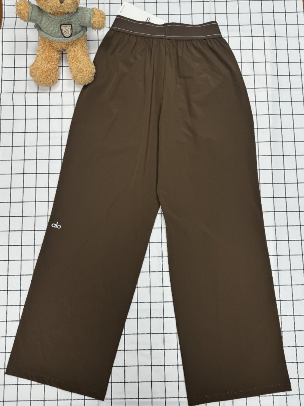 NWT Alo Yoga Suit Up Trouser Espresso Brown Wide Leg Pants 30 Inseam🤎🤎 - Picture 3 of 9